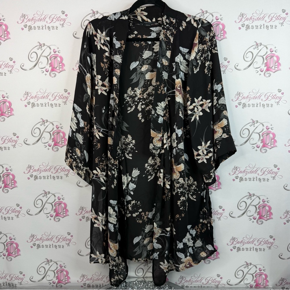 Tahari cardigan open waterfall flowers floral Black and Cream Floral Cardigan